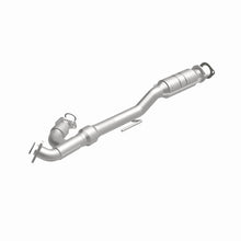 Load image into Gallery viewer, MagnaFlow Direct Fit Catalytic Converter 2007-2008 ALTIMA 3.5 L Underbody