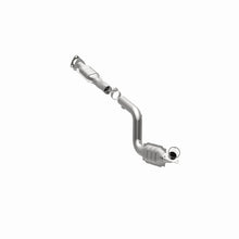 Load image into Gallery viewer, MagnaFlow Direct Fit Catalytic Converter 03-07 GM 2500/3500 Passenger Side
