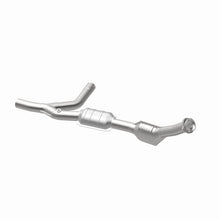 Load image into Gallery viewer, MagnaFlow Direct Fit Catalytic Converter 97-98 E150/E250 4.2L PS