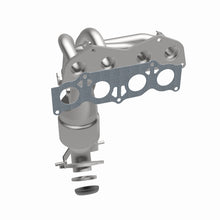 Load image into Gallery viewer, MagnaFlow Direct Fit Catalytic Converter 06-08 Toyota RAV4 2.4L