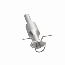 Load image into Gallery viewer, MagnaFlow Direct Fit Catalytic Converter 06 Focus ZX3 2.0/2.3L OEM