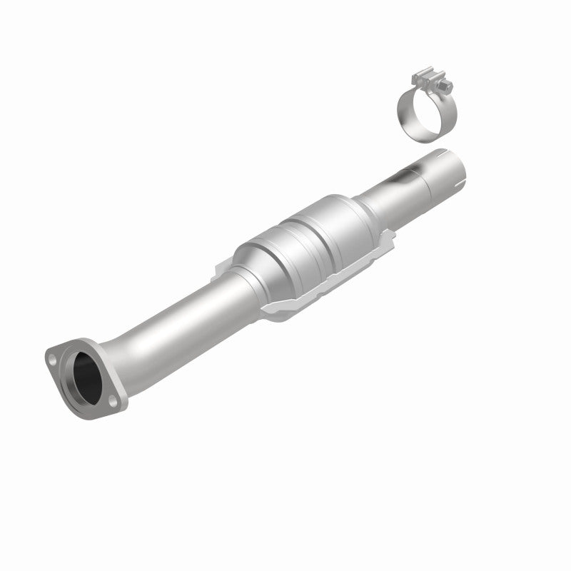MagnaFlow Direct Fit Catalytic Converter 2010-2012 VENZA 2.7L Underbody