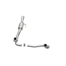Load image into Gallery viewer, MagnaFlow Direct Fit Catalytic Converter 02-03 Dodge Durango 5.9L