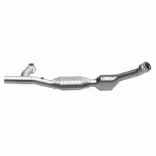 Load image into Gallery viewer, MagnaFlow Direct Fit Catalytic Converter 99-00 Ford Trucks 5.4L