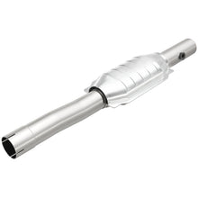 Load image into Gallery viewer, MagnaFlow Direct Fit Catalytic Converter 01-04 Jeep G/C 4.0L OEM