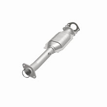 Load image into Gallery viewer, MagnaFlow Direct Fit Catalytic Converter 07 Titan 5.6L P/S rr OEM