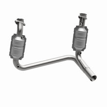 Load image into Gallery viewer, MagnaFlow Direct Fit Catalytic Converter 04 Dodge Durango 3.7L/4.7L