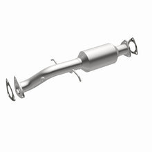 Load image into Gallery viewer, MagnaFlow Direct Fit Catalytic Converter California Grade 96-98 Chevrolet Blazer 4.3L
