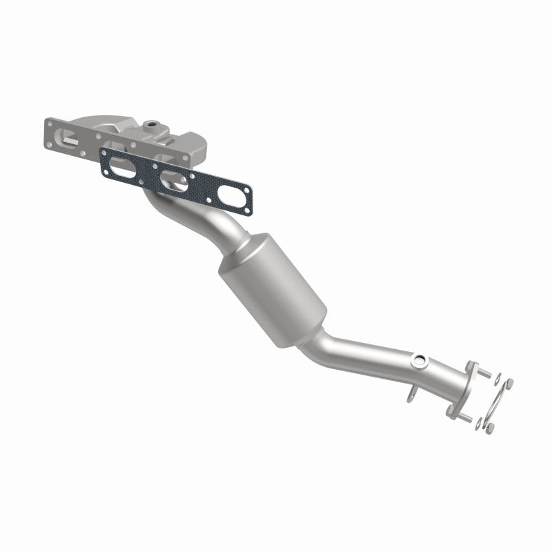 MagnaFlow Direct Fit Catalytic Converter BMW 3 01-05 Front