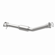 Load image into Gallery viewer, MagnaFlow DF Catalytic Conv Chevy 06-09 Impala SS/06-07 Monte Carlo SS/05-08 Pontiac Grand Prix 5.3L