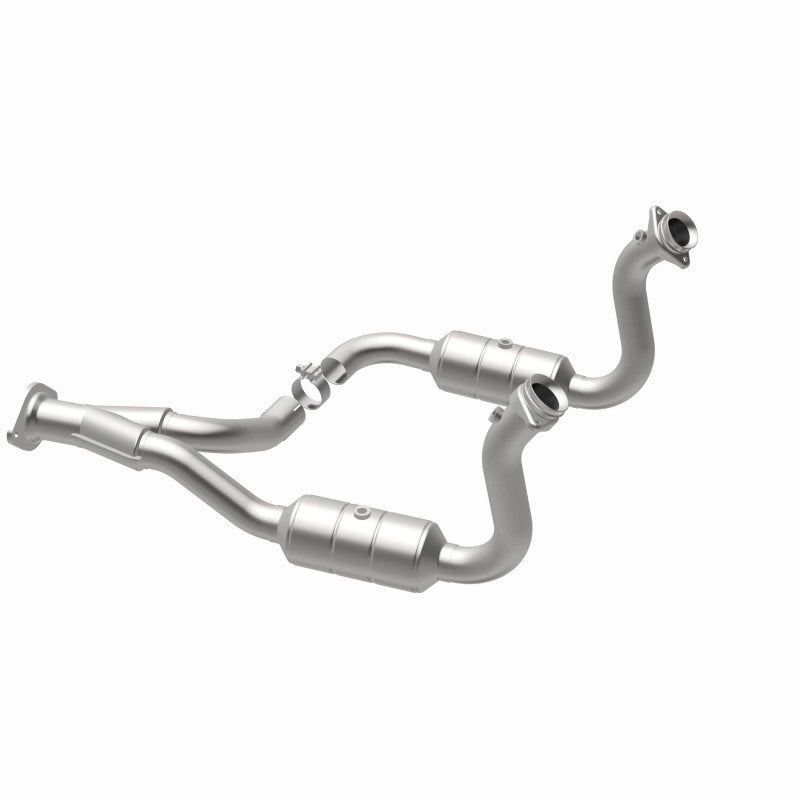 MagnaFlow DF Cat Conv 08-10 Ford F-250/F-250 SD/F-350/F-350 SD 5.4L/6.8L/F-450 SD 6.8L Y-Pipe Assy