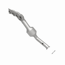 Load image into Gallery viewer, MagnaFlow Direct Fit Catalytic Converter BMW 5 06-07 Front OEM