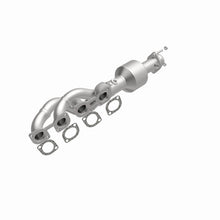 Load image into Gallery viewer, MagnaFlow Direct Fit Catalytic Converter BMW 5-6 04-05 P/S OEM