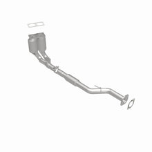 Load image into Gallery viewer, MagnaFlow Direct Fit Catalytic Converter 00-02 Nissan Sentra 1.8L
