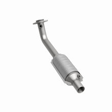 Load image into Gallery viewer, MagnaFlow Direct Fit Catalytic Converter 00-03 BMW X5 4.4L Passenger Side OEM