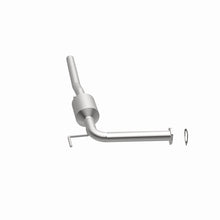 Load image into Gallery viewer, MagnaFlow Direct Fit Catalytic Converter 1993/1995 Volkswagen EuroVan 2.5L