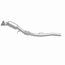 Load image into Gallery viewer, MagnaFlow Direct Fit Catalytic Converter 11-15 Volkswagen Touareg V6 3.6 OEM Underbody