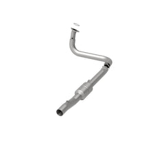 Load image into Gallery viewer, MagnaFlow Direct Fit Catalytic Converter 00-06 Chevy/GMC Driver Side