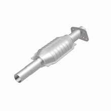 Load image into Gallery viewer, MagnaFlow Direct Fit Catalytic Converter Gm