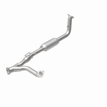 Load image into Gallery viewer, MagnaFlow Direct Fit Catalytic Converter 96-97 3.2L Passport D/S A/T