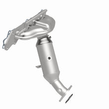 Load image into Gallery viewer, MagnaFlow Direct Fit Catalytic Converter 03-04 Ford Focus 2.3L Manifold (Eng Code Z)