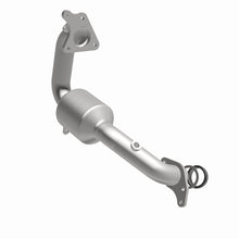 Load image into Gallery viewer, MagnaFlow Direct Fit Catalytic Converter 2015 Juke L4 1.6L OEM