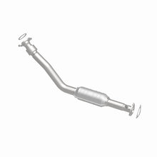 Load image into Gallery viewer, MagnaFlow Direct Fit Catalytic Converter 97-03 Chevy Malibu 3.1L