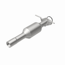 Load image into Gallery viewer, MagnaFlow Direct Fit Catalytic Converter 06 Focus ZX3 2.0/2.3L OEM