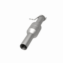 Load image into Gallery viewer, MagnaFlow Direct Fit Catalytic Converter 03-05 Ford F250/350 SD 6.0