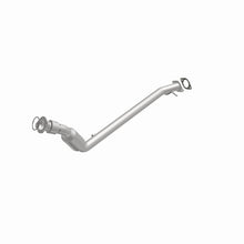 Load image into Gallery viewer, MagnaFlow Direct Fit Catalytic Converter California Grade 07-08 Chevrolet Uplander 3.9L
