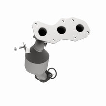 Load image into Gallery viewer, MagnaFlow Direct Fit Catalytic Converter 08-09 Toyota Highlander 3.5L