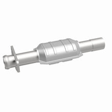 Load image into Gallery viewer, MagnaFlow Direct Fit Catalytic Converter 92-94 GM S10 Blazer Bravada