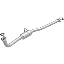 Load image into Gallery viewer, MagnaFlow Direct Fit Catalytic Converter 89-94 GEO Merto 1.0L 49S