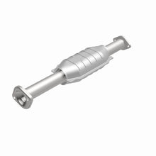 Load image into Gallery viewer, MagnaFlow Direct Fit Catalytic Converter 01-03 Montero Sport rr OEM
