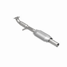 Load image into Gallery viewer, MagnaFlow Direct Fit Catalytic Converter 00-04 S40/V40 1.9L rr OEM