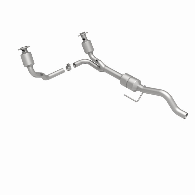 MagnaFlow Direct Fit Catalytic Converter 00-03 Durango 4WD 4.7L