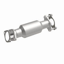 Load image into Gallery viewer, MagnaFlow Direct Fit Catalytic Converter 2011 Kia Sorento 3.5 Underbody