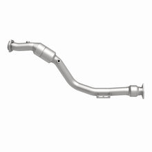 Load image into Gallery viewer, MagnaFlow Direct Fit Catalytic Converter 04/06 VW Phaeton 4.2L Front Passenger Side