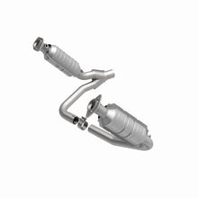 Load image into Gallery viewer, MagnaFlow Direct Fit Catalytic Converter Dakota 05-06 6 3.7L