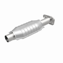 Load image into Gallery viewer, MagnaFlow Direct Fit Catalytic Converter Gm