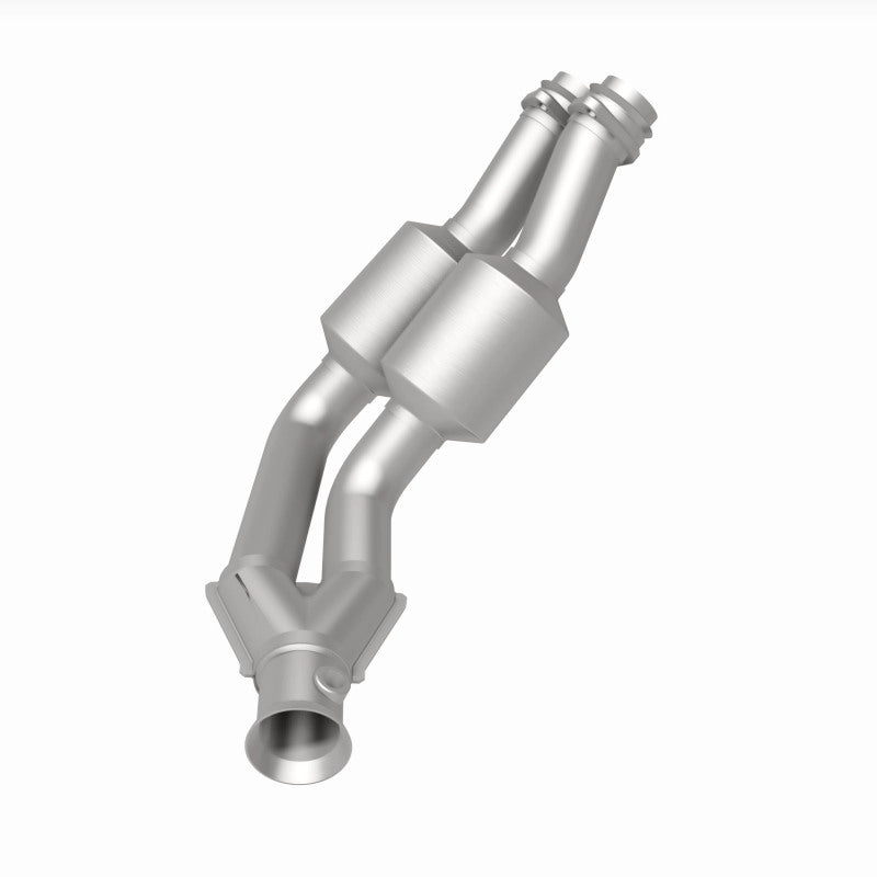 MagnaFlow Direct Fit Catalytic Converter 1995-1997 Jaguar Vanden Plas/ XJ6 4.0