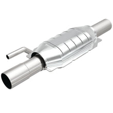 Load image into Gallery viewer, MagnaFlow Direct Fit Catalytic Converter 95 Dodge Ram 2500Hd 5.9L/8.