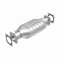 Load image into Gallery viewer, MagnaFlow Direct Fit Catalytic Converter Chevrolet-Isuzu 82 8