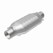 Load image into Gallery viewer, MagnaFlow Universal Catalytic Converter 2.25 inch with single O2 OEM