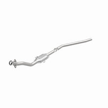 Load image into Gallery viewer, MagnaFlow DF Cat. Conv California Grade 92-93 Chrysler Town &amp; Country 3.3L/94-95 Town &amp; Country 3.8L