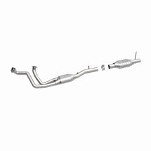 Load image into Gallery viewer, MagnaFlow Direct Fit Catalytic Converter 96 Ford F-150 4.9L I-6