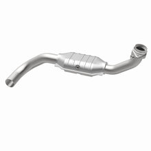 Load image into Gallery viewer, MagnaFlow Direct Fit Catalytic Converter 05 Expedition D/S 5.4 OEM