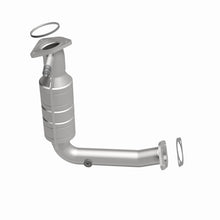 Load image into Gallery viewer, MagnaFlow Direct Fit Catalytic Converter 00-04 Ford Focus 4.2L M/T