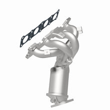 Load image into Gallery viewer, MagnaFlow Direct Fit Catalytic Converter 06-08 Hyundai Sonata 2.4L