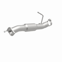 Load image into Gallery viewer, MagnaFlow Direct Fit Catalytic Converter 2001-2006 Chevrolet Silverado 3500